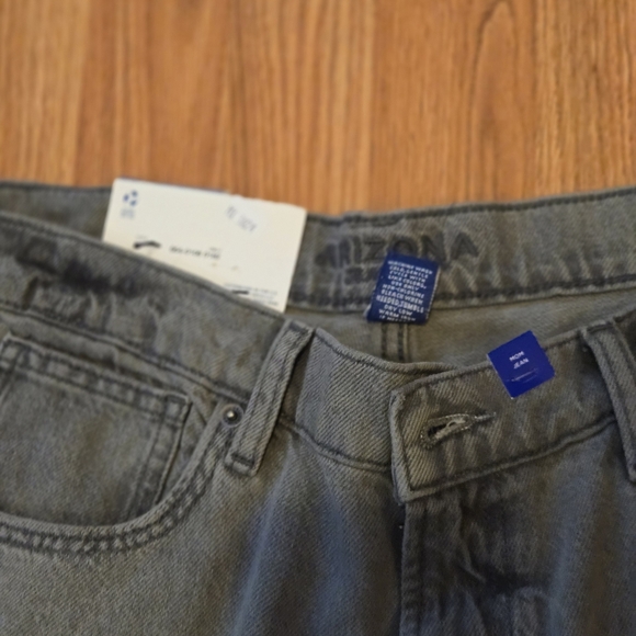 Arizona Jean Company Junior Size 19 Light Gray Relaxed Jeans - Picture 3 of 6